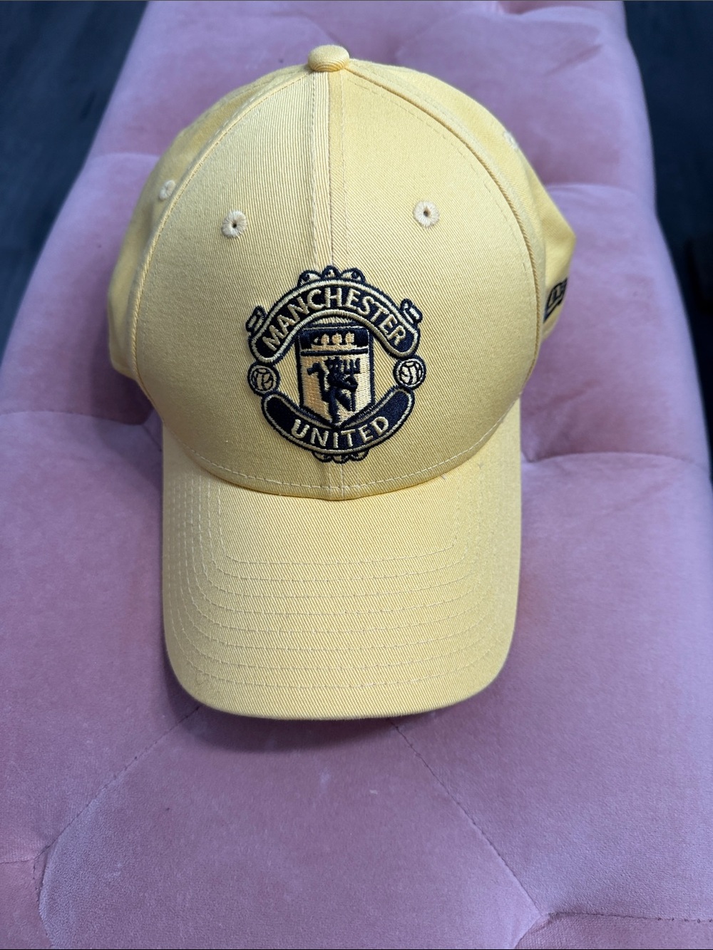 Manchester United Yellow Baseball Cap